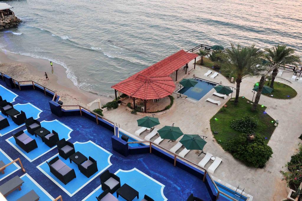 Arcada Marina Hotel จูนิเย ภายนอก รูปภาพ
