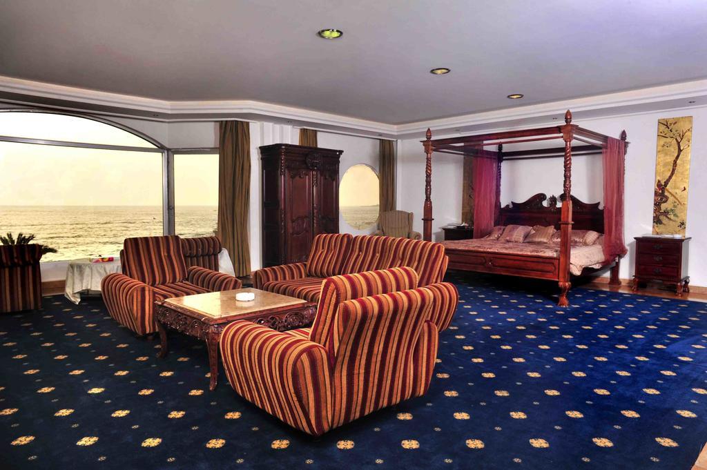 Arcada Marina Hotel จูนิเย ห้อง รูปภาพ